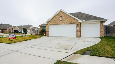 7046 Birnam Garden Ln, Houston, TX 77086 - photo 2