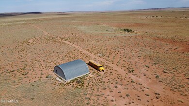 6260 Woodruff Rd, Woodruff, AZ 85942 - photo 5