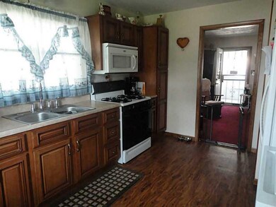 599 Brewer St, Whiteland, IN 46184 - photo 7