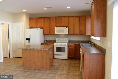 8150 Cello Way, Manassas, VA 20111 - photo 5