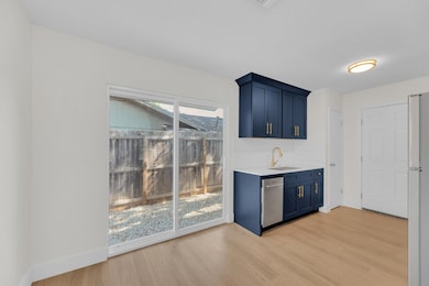 1008 Wilks Ave unit A, Austin, TX 78752 - photo 7