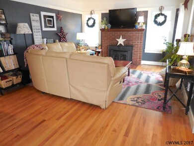 842 10th Ave SW, Albany, OR 97321 - photo 5