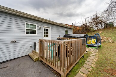 125 Monarch Ct, Johnson City, TN 37601 - photo 7