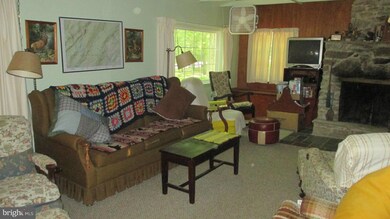 2073 Pine Grove Rd, Fayetteville, PA 17222 - photo 6