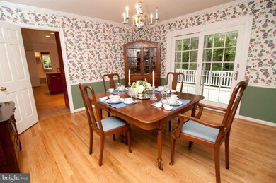 11920 Meylston Dr, Lutherville Timonium, MD 21093 - photo 3