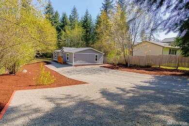 811 Tipsoo Loop S, Rainier, WA 98576 - photo 5