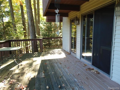 1649 Maple Point Rd, Beaverton, MI 48612 - photo 4