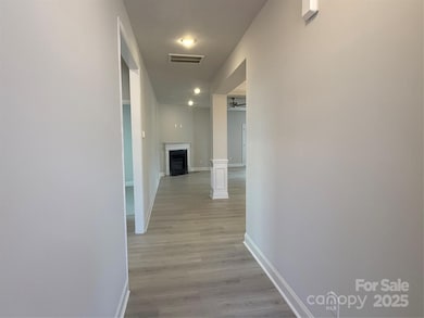 713 Inwood Hill Dr unit 96, Gastonia, NC 28056 - photo 2