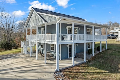 312 Cosby Parris Rd, Byrdstown, TN 38549 - photo 4