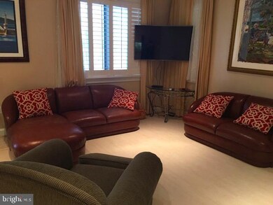 658 Live Oak Dr unit FIRST FLOOR, McLean, VA 22101 - photo 3