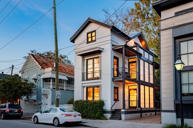 216 Coming Street