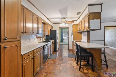 3706 Cherry St, Zachary, LA 70791 - photo 4