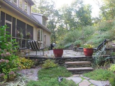 26 Crestview Dr, South Deerfield, MA 01373 - photo 4