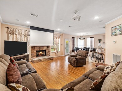 8970 Green Castle Way, Houston, TX 77095 - photo 5