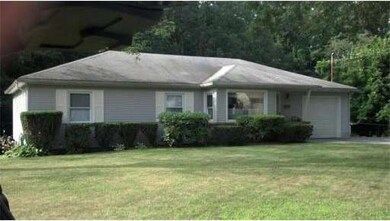 8 Delaney Ave, Dudley, MA 01571 - photo 2