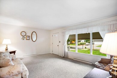 13-web-or-mls-334 Home Ave-13