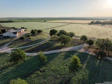 1626 County Road 4513, Hondo, TX 78861 - photo 2