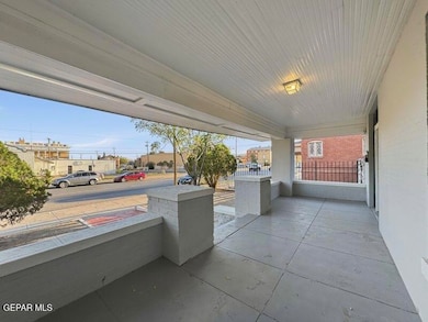 1305 E Rio Grande Ave, El Paso, TX 79902 - photo 3