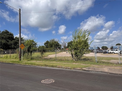 7151 Lawndale St, Houston, TX 77023 - photo 3