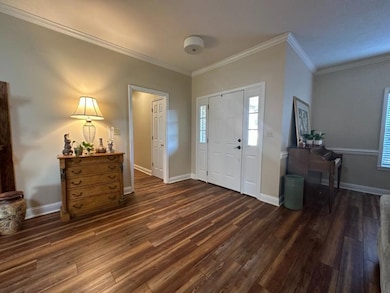2 Foyer