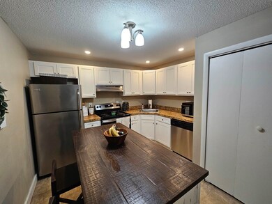 22 Ponemah Hill Rd unit 6, Milford, NH 03055 - photo 5