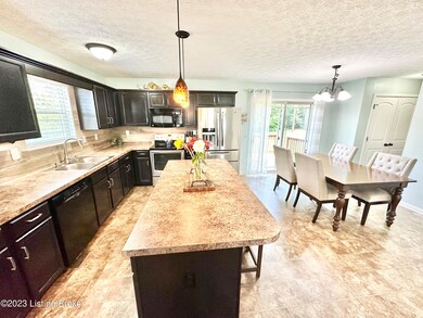 448 Lentz Ln, Mount Washington, KY 40047 - photo 7