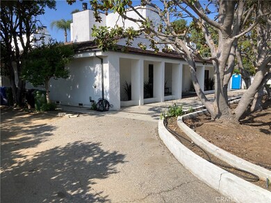 Front Driveway 22927