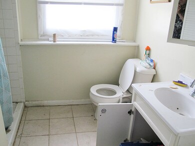 17113 Locust Dr, Hazel Crest, IL 60429 - photo 6