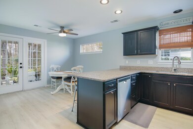 3276QueensgateWay.CasaVerdeMediaLLC4