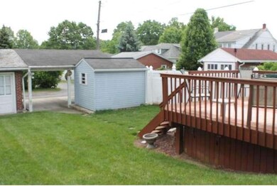 330 E Elm St, Reading, PA 19607 - photo 7