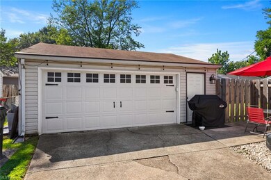 742 W Shore Blvd, Sheffield Lake, OH 44054 - photo 4