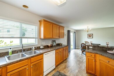 9738 Simeon Dr, Land O Lakes, FL 34638 - photo 6