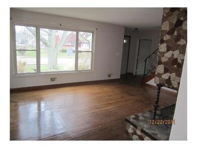 304 Pineview Dr, Columbus, OH 43213 - photo 3