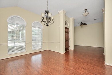 8726 Melting Shadows Ln, Houston, TX 77095 - photo 6