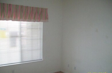 3103 N Bridle Ave, Fresno, CA 93727 - photo 7