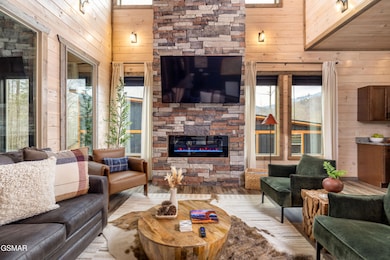 456WinfieldHeightsRd-19