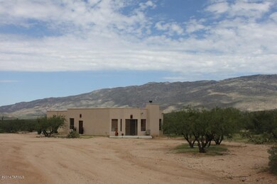 Gorgeous horse property & mountain views