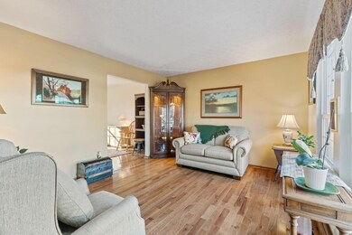 15-web-or-mls-2023-11-13 8515 Priestley
