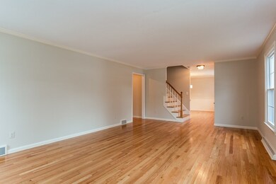 76 Duxbury Ln, Longmeadow, MA 01106 - photo 5