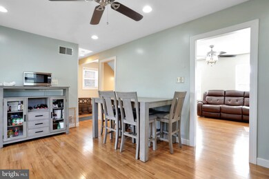 1402 Adams Ave, Front Royal, VA 22630 - photo 5