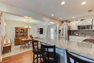 2804 Elisa Dr E, Jacksonville, FL 32216 - photo 5