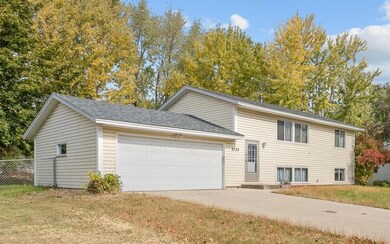 2123 Cliffhill Ln, Saint Paul, MN 55122 - photo 2