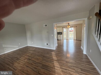 213 Zwecker Cir, New Holland, PA 17557 - photo 6