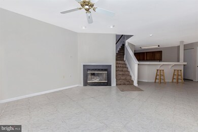 2616 Warren Way unit 3-3, Frederick, MD 21701 - photo 4