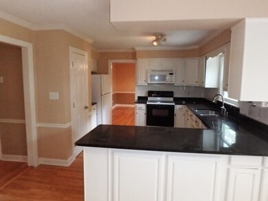 105 Cardiff Ct, Jacksonville, NC 28546 - photo 5