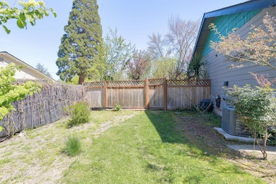 5-web-or-mls-154-glenn-way