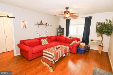 205 N Trenton St unit 2054, Arlington, VA 22203 - photo 2