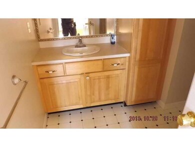 Master Bath/Spa.