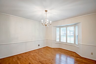 10227 Pine Forest Rd, Houston, TX 77042 - photo 6