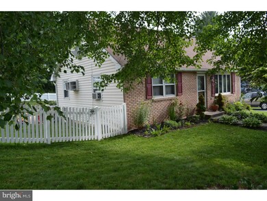 29 Franklin St, Bechtelsville, PA 19505 - photo 5
